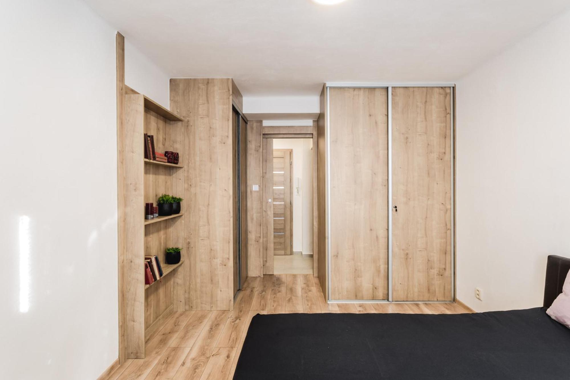 Flexihome Sk - Komenskeho - Private Parking Spot - Ultra Modern And Stylish Košice Rum bild