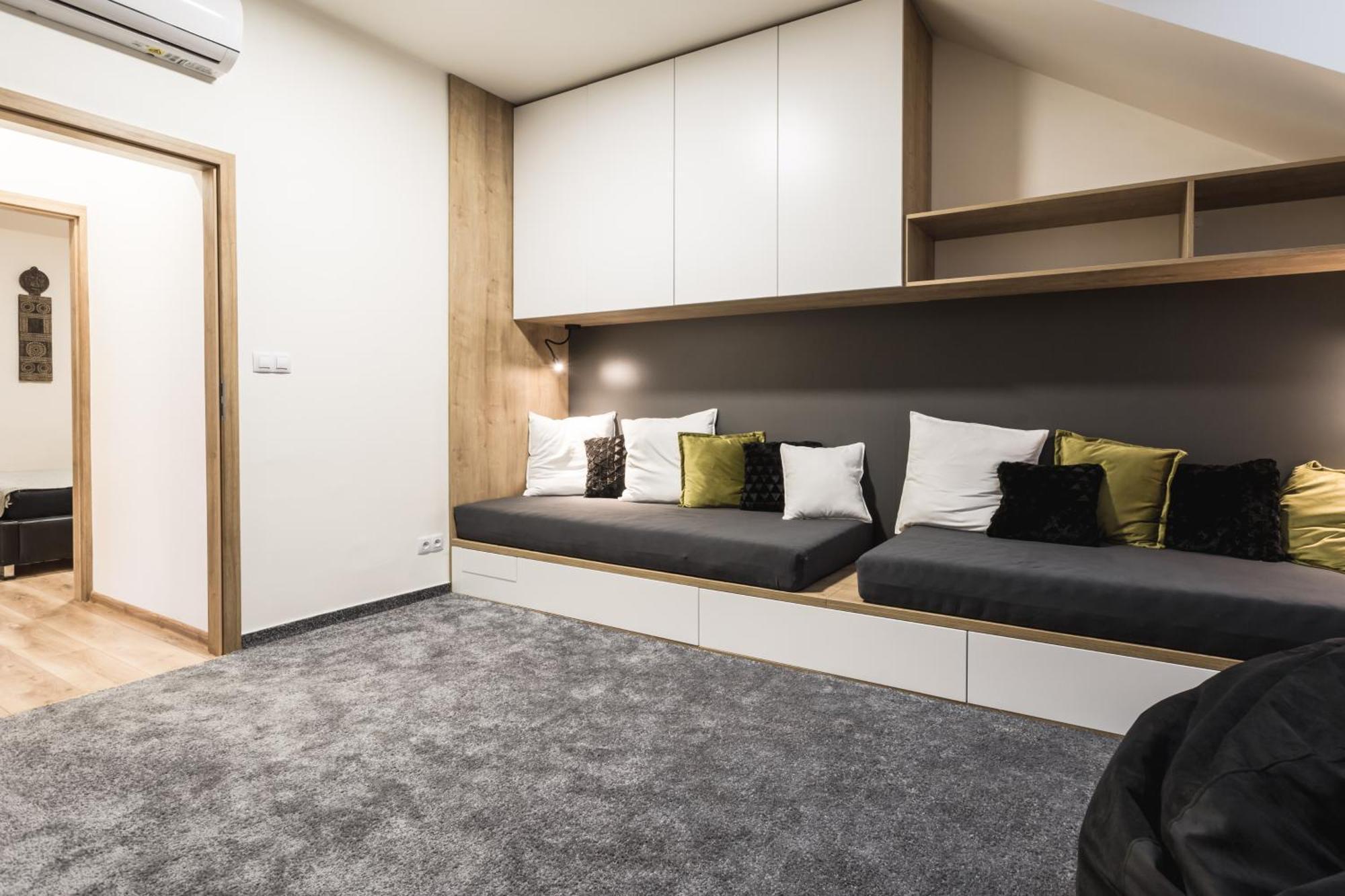 Flexihome Sk - Komenskeho - Private Parking Spot - Ultra Modern And Stylish Košice Rum bild